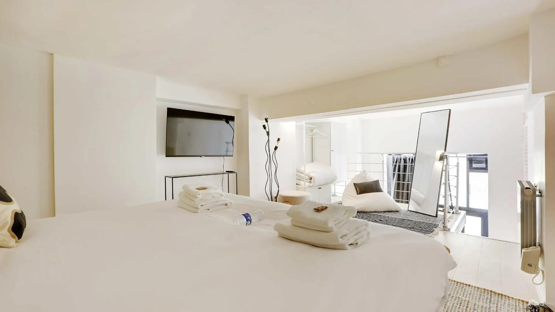 Chic Apartment - 1Br 4P - Gare Du Nord Paris